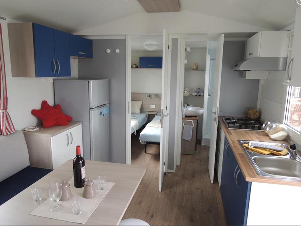 Camping Oase Praha Zlatniky (Central Bohemian) Ruang foto