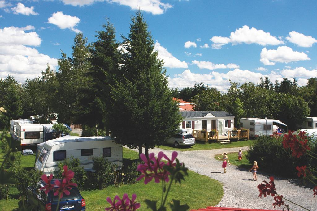 Camping Oase Praha Zlatniky (Central Bohemian) Bagian luar foto